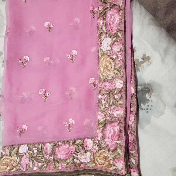 Hight quality and classy designer wear indian women clothes - Picture 5 of 7